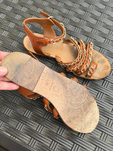 Load image into Gallery viewer, Chanel Brown sandals with gold chains Size 41
