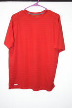Load image into Gallery viewer, 5 T-shirts Short Sleeves Size M
