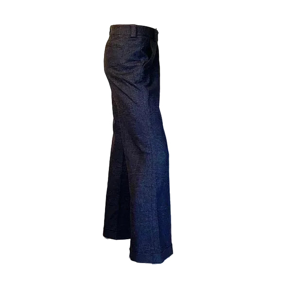Dark blue wide-leg pants on a mannequin against a white background