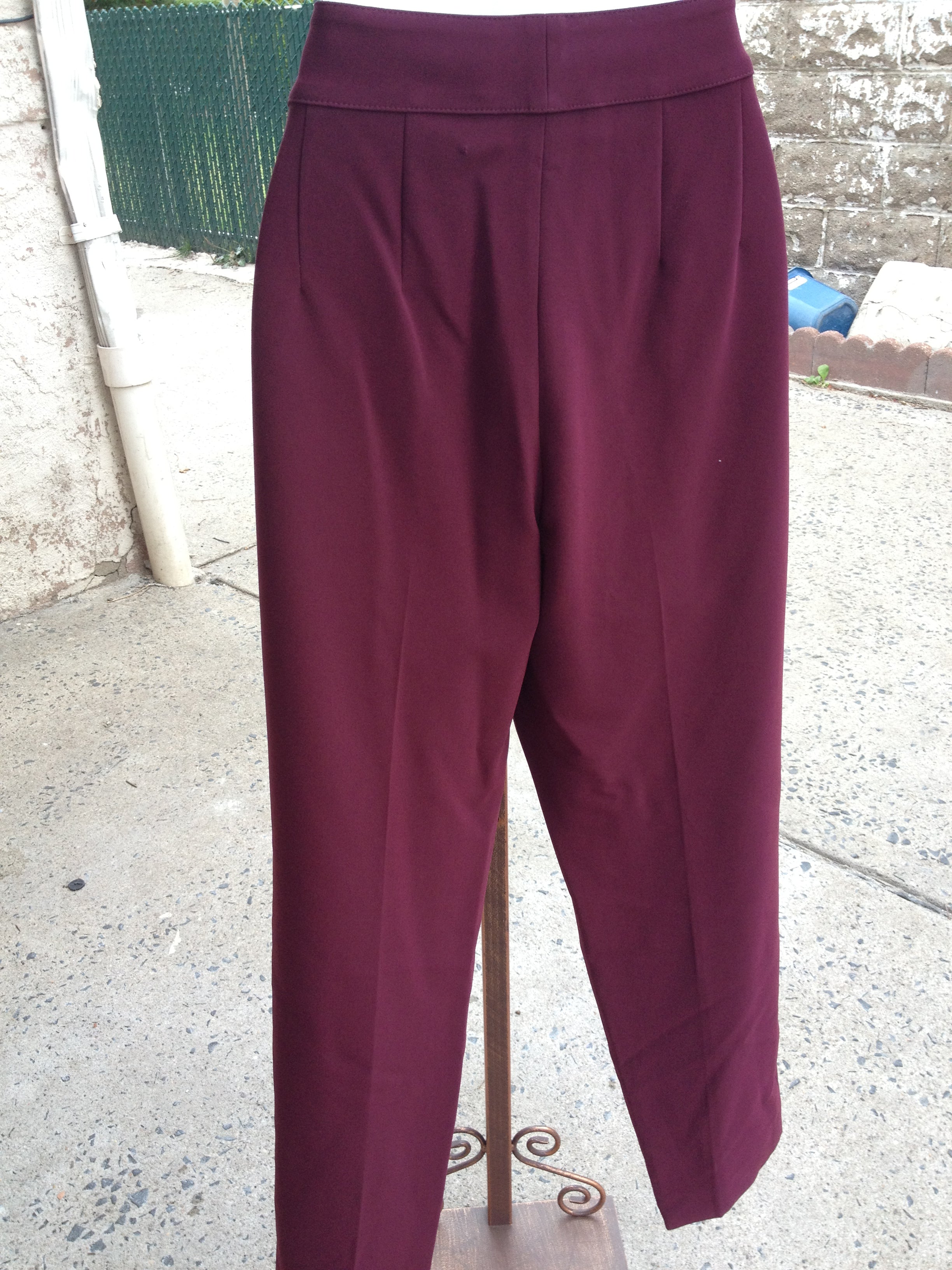St John Burgundy Women Pants Size 2