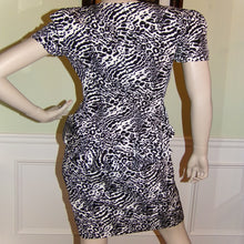 Load image into Gallery viewer, Carolina Herrera Animal Print Ahort Sleevess Silk Dress
